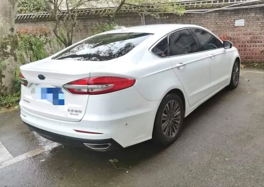 Ford 2020 Mondeo 2.0T EcoBoost 200 fashion automatic gear 5