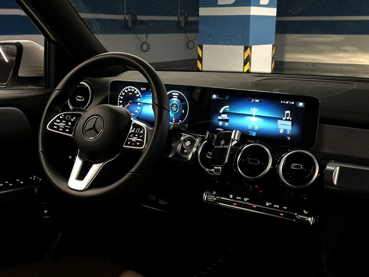 Mercedes Benz 2020 GLB 180 1.3T Fashion Automatic 14