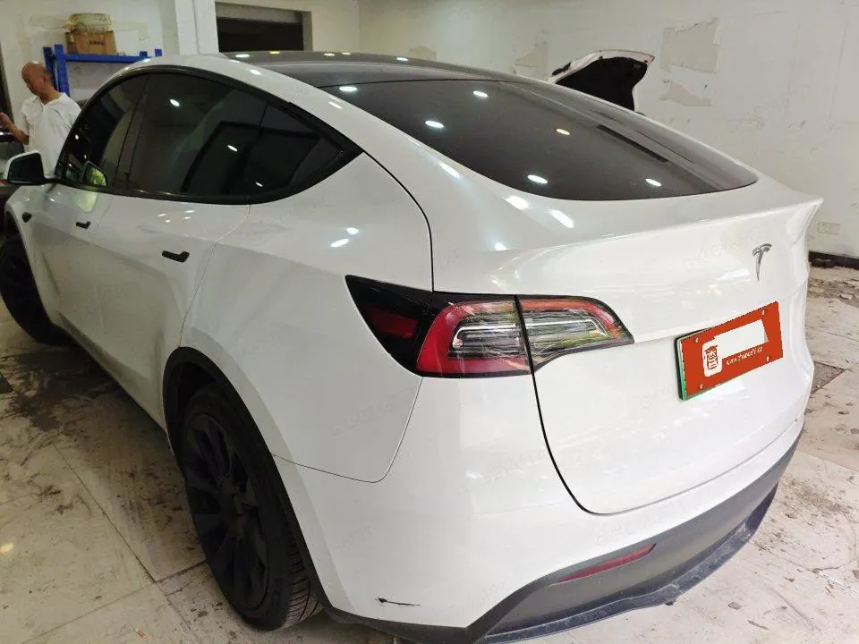 Tesla 2022 Model Y rear-wheel drive version (facelift) automatic gear 4