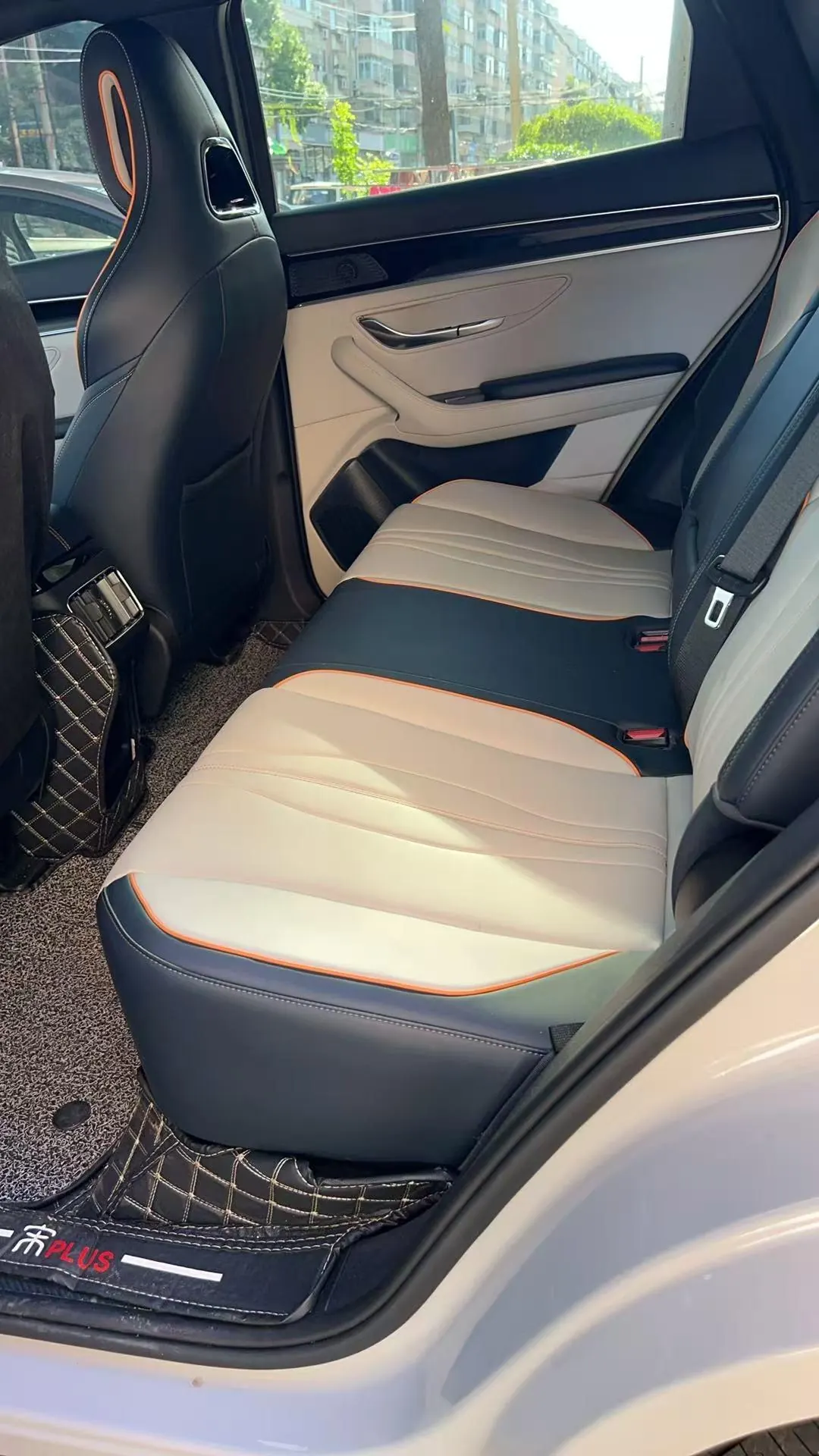 BYD Song PLUS New Energy 2024 Song PLUS DM-i 1.5 Stepless Glory Edition 71km Luxury Automatic Gear 3
