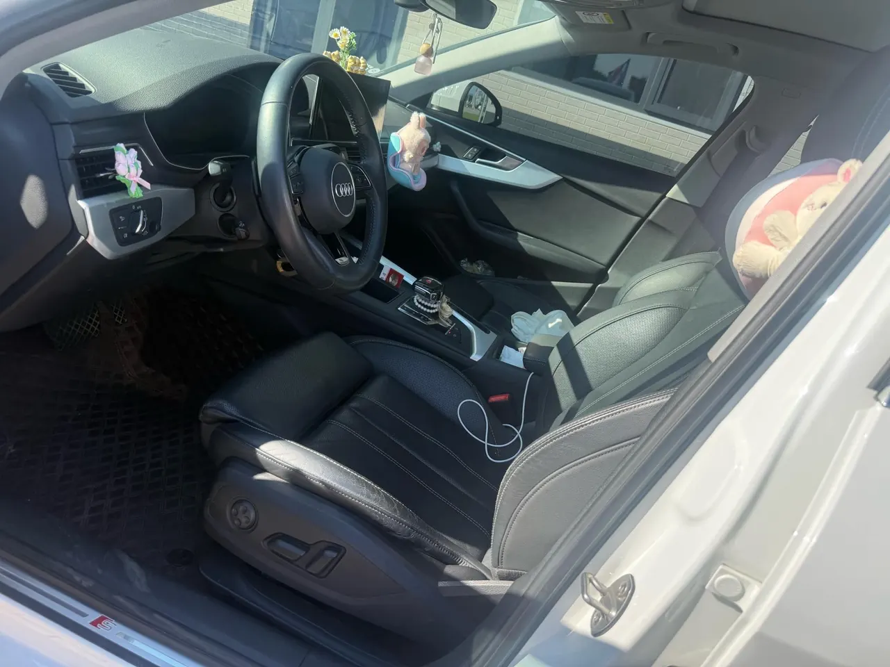 Audi 2020 A4L 2.0TFSI 40TFSI Fashion Elegant Automatic 2