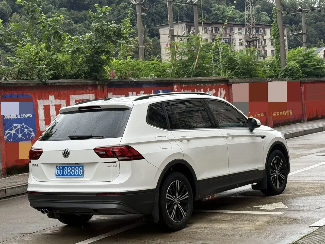 Volkswagen 2020 Tiguan L 2.0TSI 330TSI Two-Drive Fashion Edition Automatic Gear 11