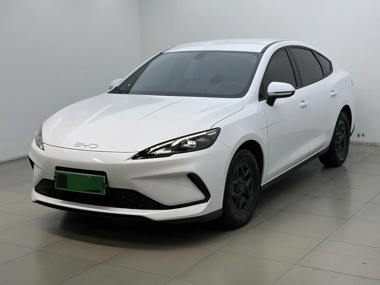 Open image lightbox: BYD 2025 seals 05 DM-i 1.5 stepless smart driving version 55KM luxury automatic gear
