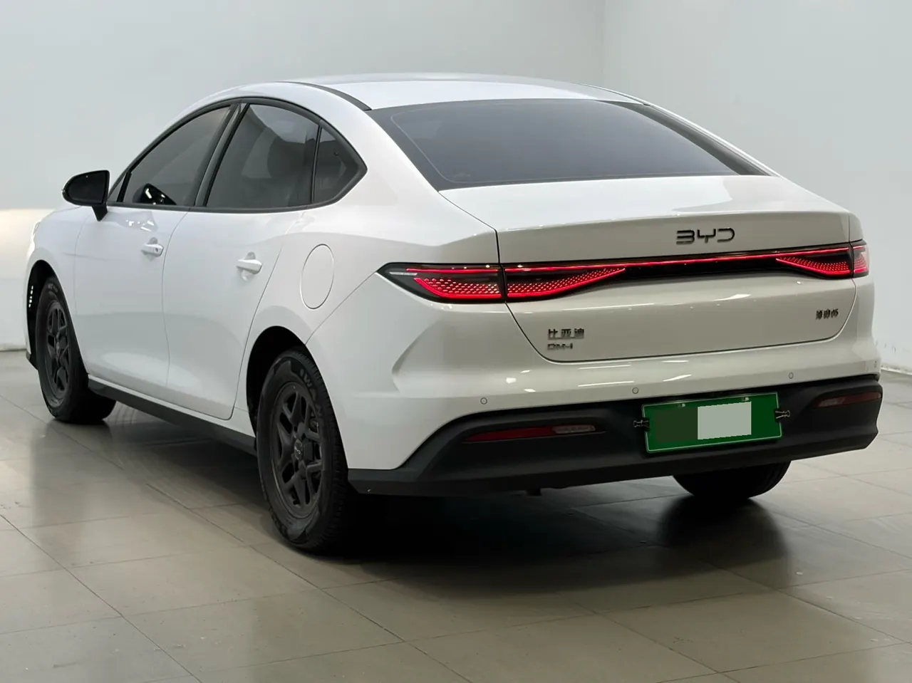BYD 2025 seals 05 DM-i 1.5 stepless smart driving version 55KM luxury automatic gear 6