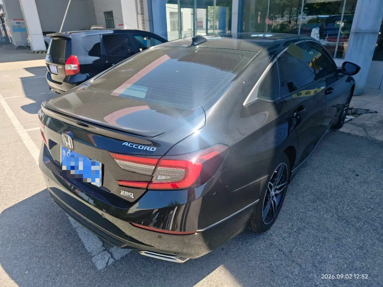 Honda 2022 10th Generation Accord 1.5T Stepless 260TURBO Magic Night Premium Edition Automatic Gear 3