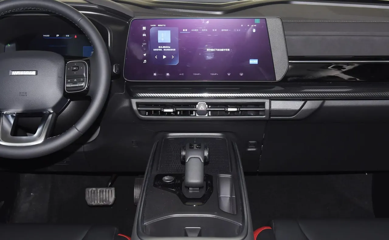 Haval 2022 cool dog 1.5T two-wheel drive tide version of automatic gear 5