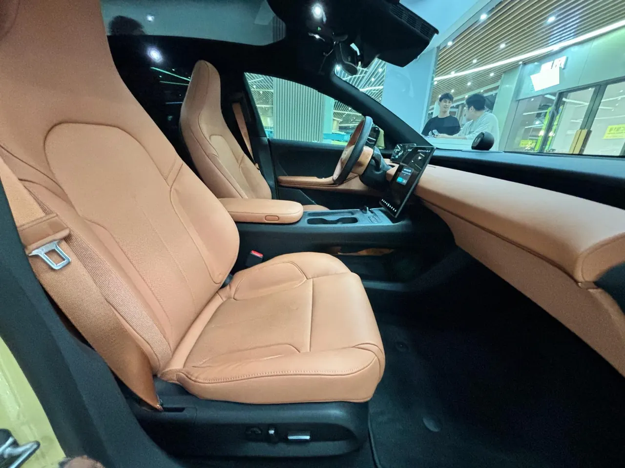 NIO 2022 ET5 75kWh automatic gear 8