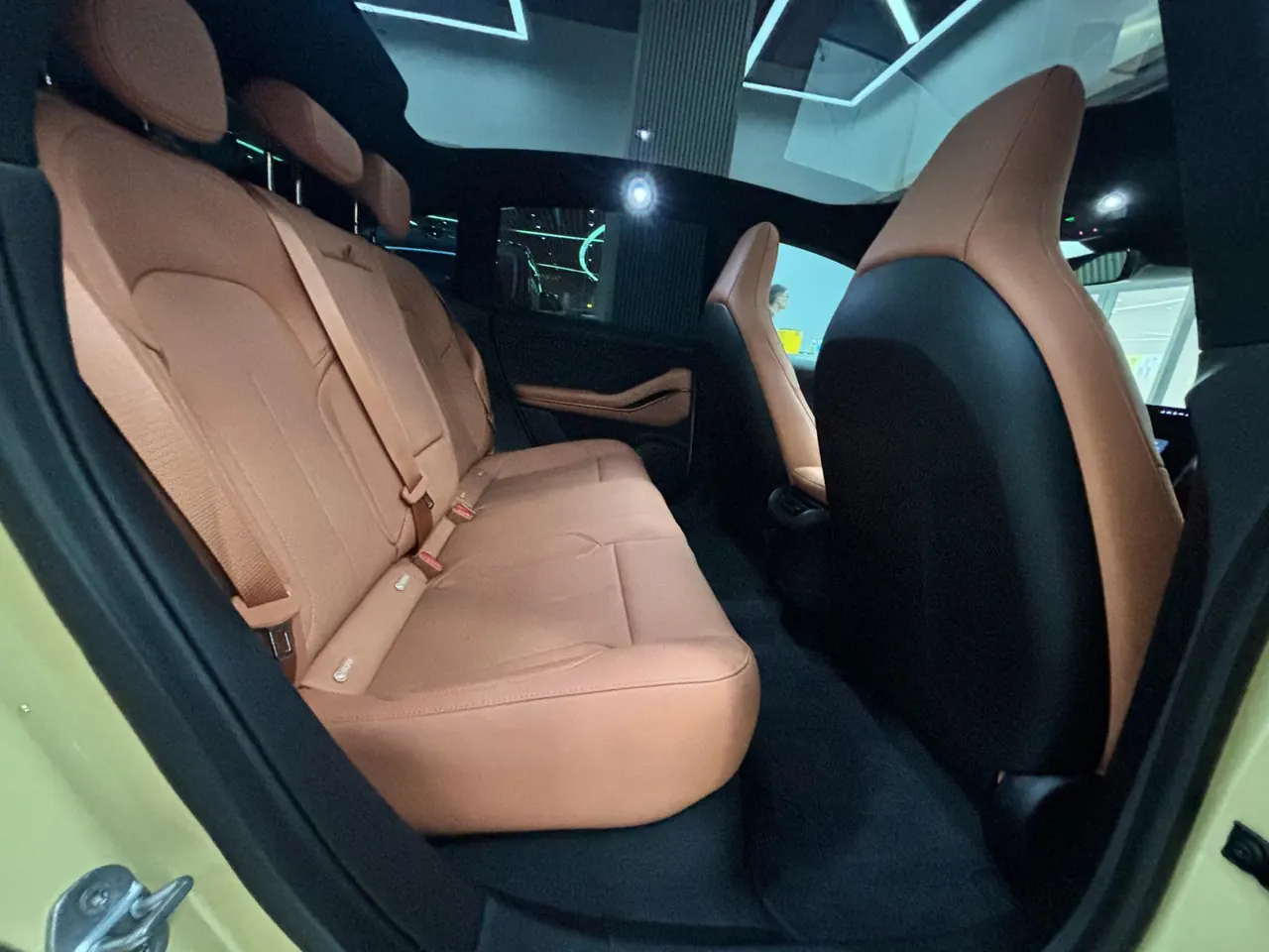 NIO 2022 ET5 75kWh automatic gear 9