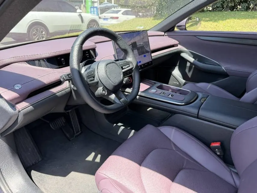 MI 2024 SU 7 800km 4-wheel drive ultra-long endurance high-end smart driving Max version automatic gear 3