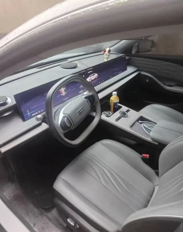 Geely Galaxy 2024 E 8 550km PRO automatic gear 3