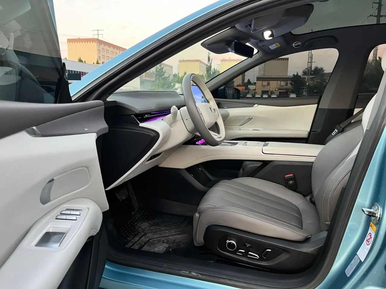 ChangAn Deepal 2024 L 07 230Max Dry Kun Zhijia ADS SE Range-extended Automatic Gear 3