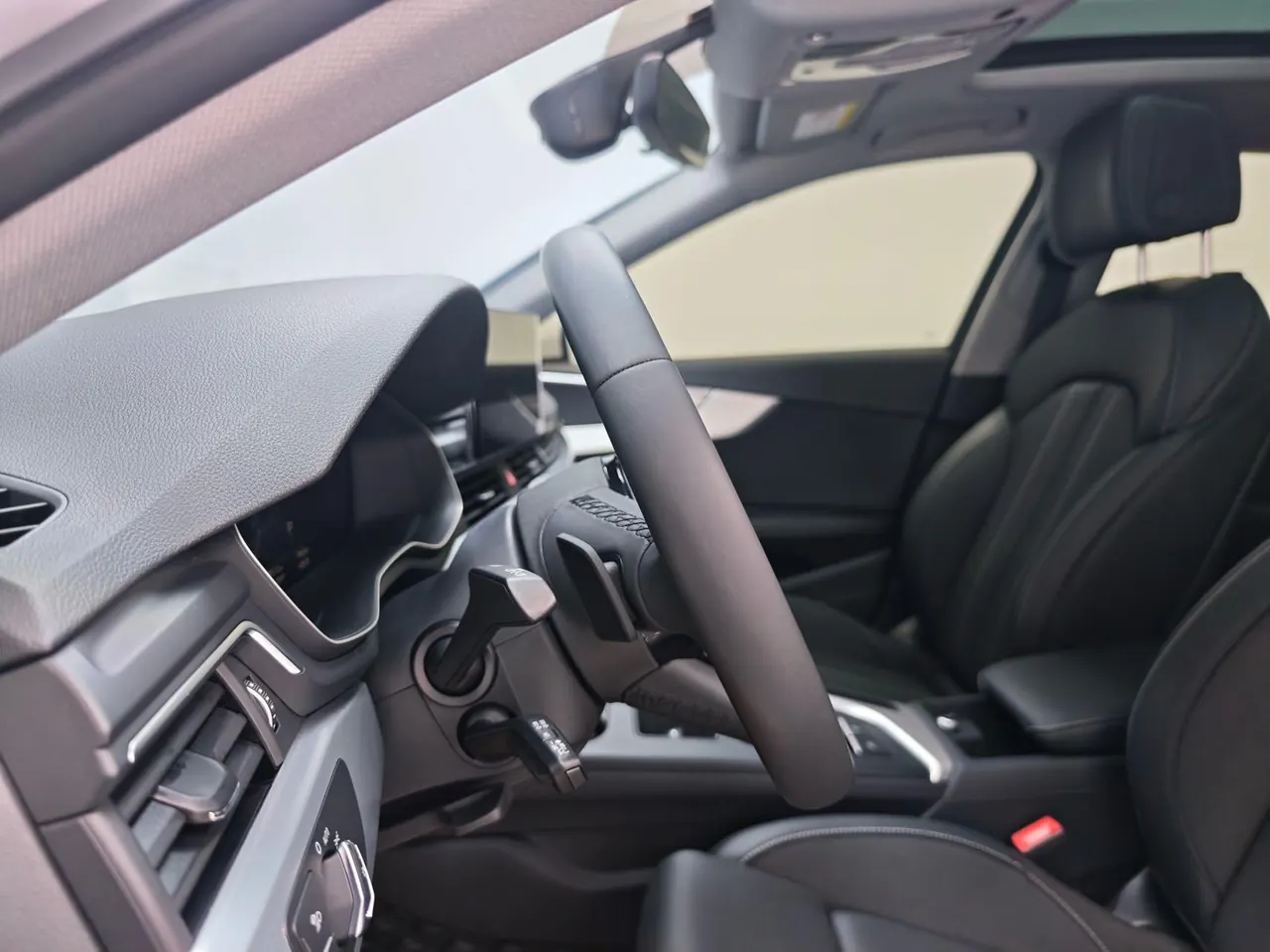 Audi 2024 A4L 2.0TFSI 40TFSI Fashion Dynamic Automatic 4