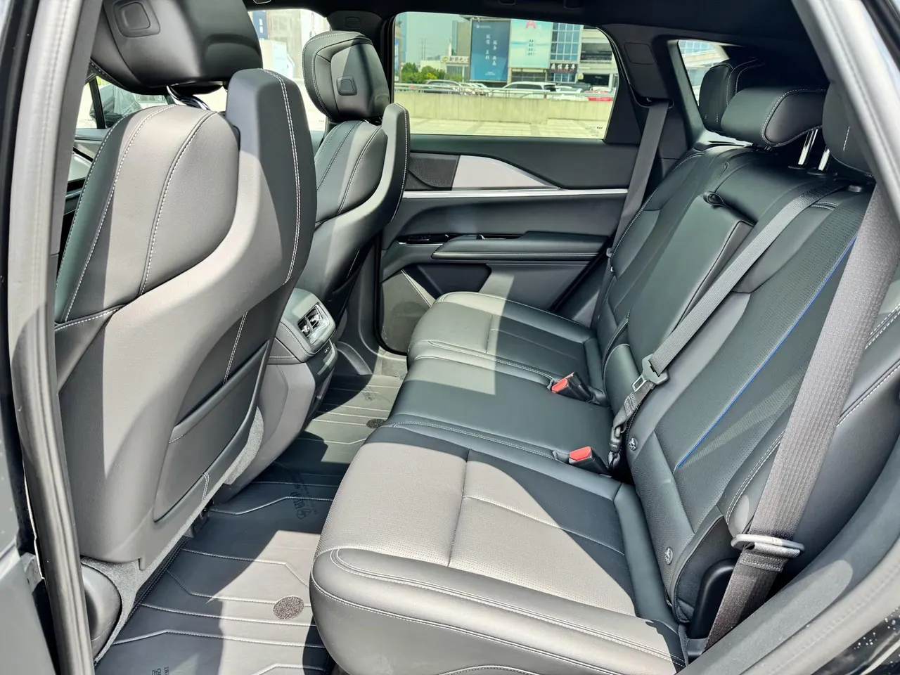 Cadillac 2025 XT5 48V 2.0T Luxury Automatic Gear 6