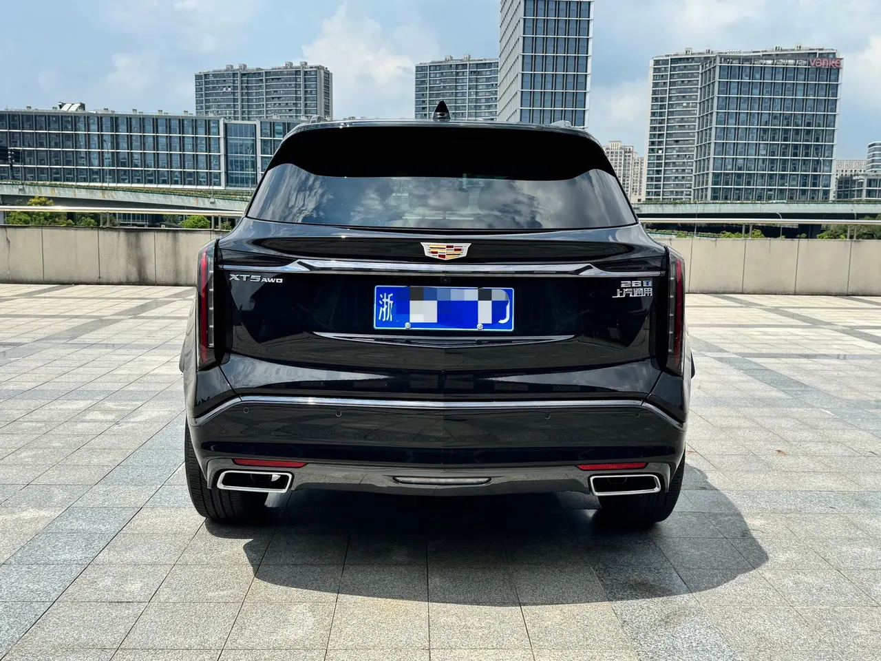 Cadillac 2025 XT5 48V 2.0T Luxury Automatic Gear 8