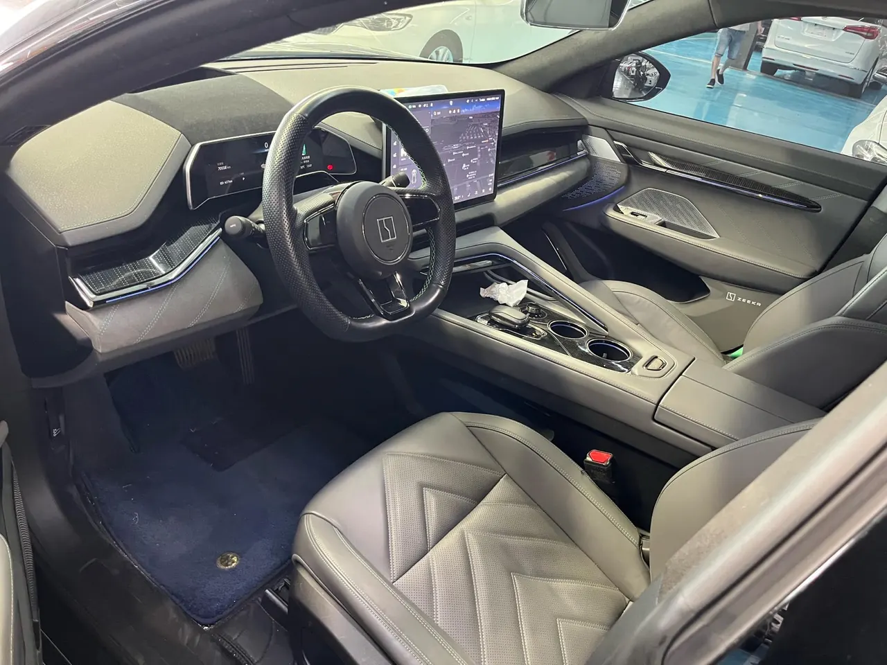 Zeekr 2022 Zeekr 001 Long Endurance Single Motor WE Edition Automatic Gear 4