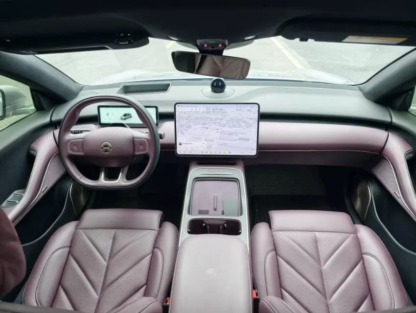 NIO 2025 ET5T 75kWh Touring automatic 10