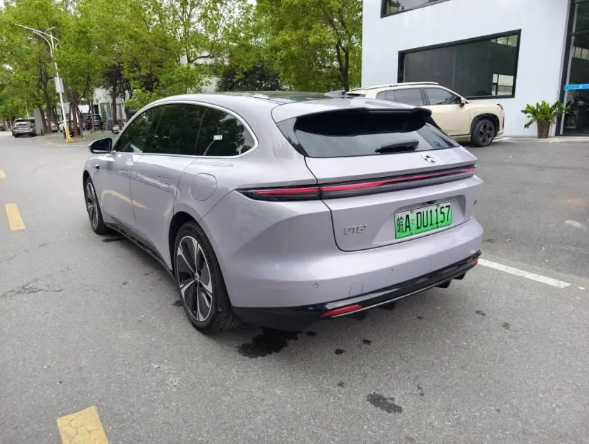 NIO 2025 ET5T 75kWh Touring automatic 6