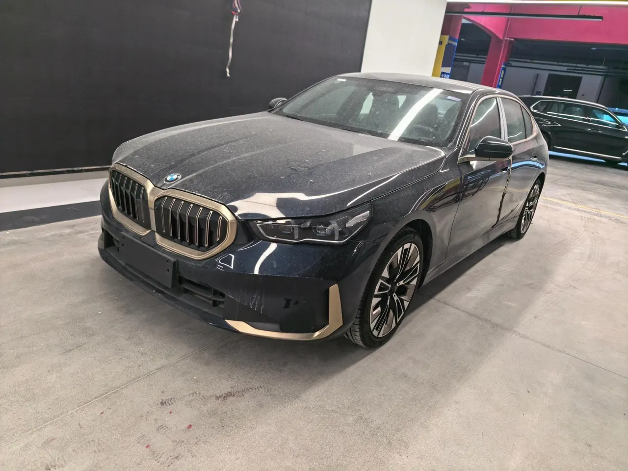 Open image lightbox: BMW 5 Series 2025 530Li 48V 2.0T Premium Luxury Suit Automatic Gear