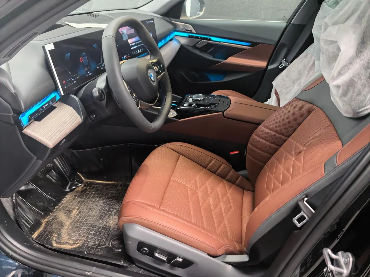 BMW 5 Series 2025 530Li 48V 2.0T Premium Luxury Suit Automatic Gear 4