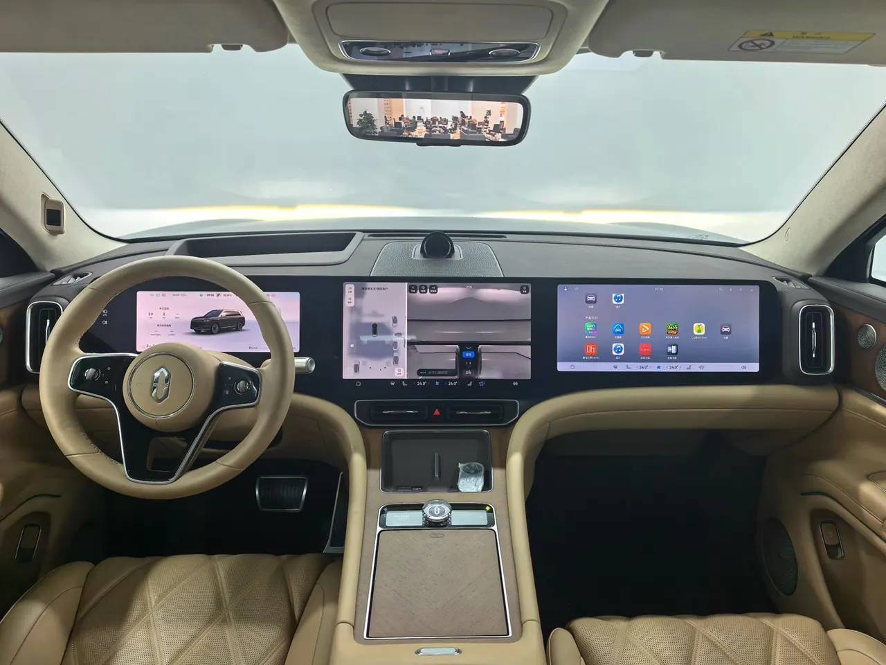 AITO 2025 AITO M9 extended range Ultra version 52kWh6 seat version automatic gear 10