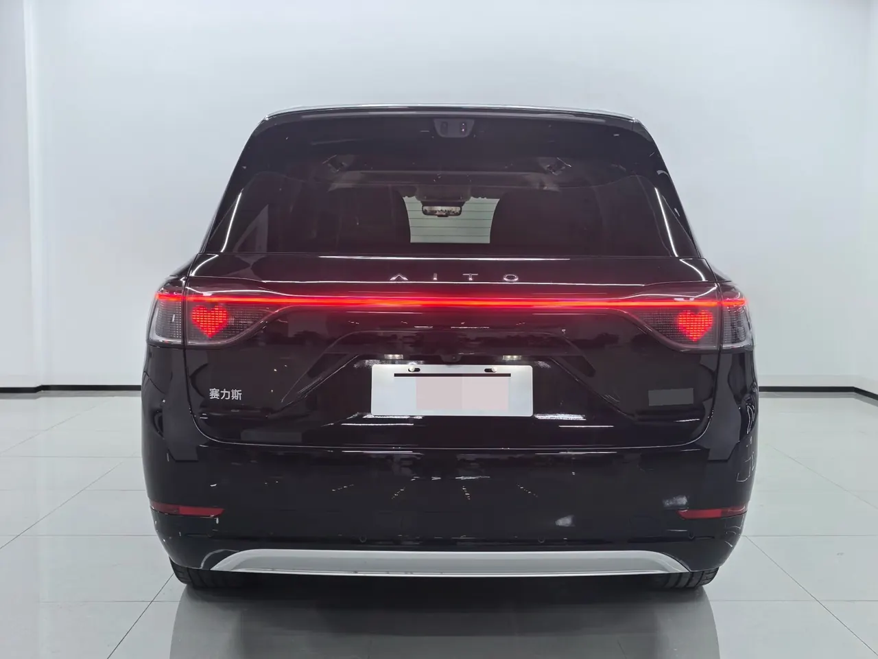 AITO 2025 AITO M9 extended range Ultra version 52kWh6 seat version automatic gear 6