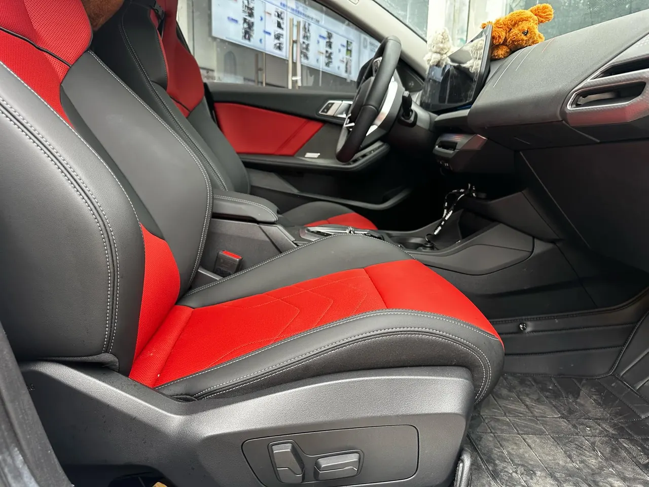 BMW 2 Series 2025 225L 2.0T M Sports Suit Automatic Gear 5