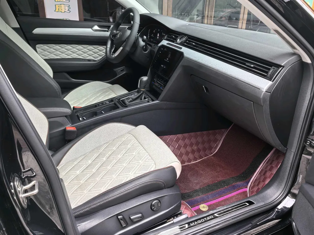 Volkswagen 2023 Magotan 2.0TSI 330TSI 2 million Commemorative Luxury Automatic Gear 6
