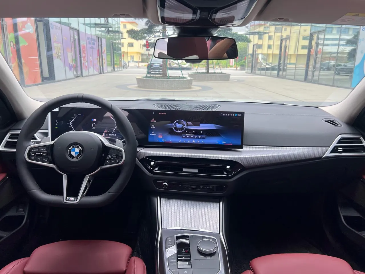 BMW 3 Series 2025 330Li 2.0T M Sports Obsidian Night Suit Automatic Gear 5