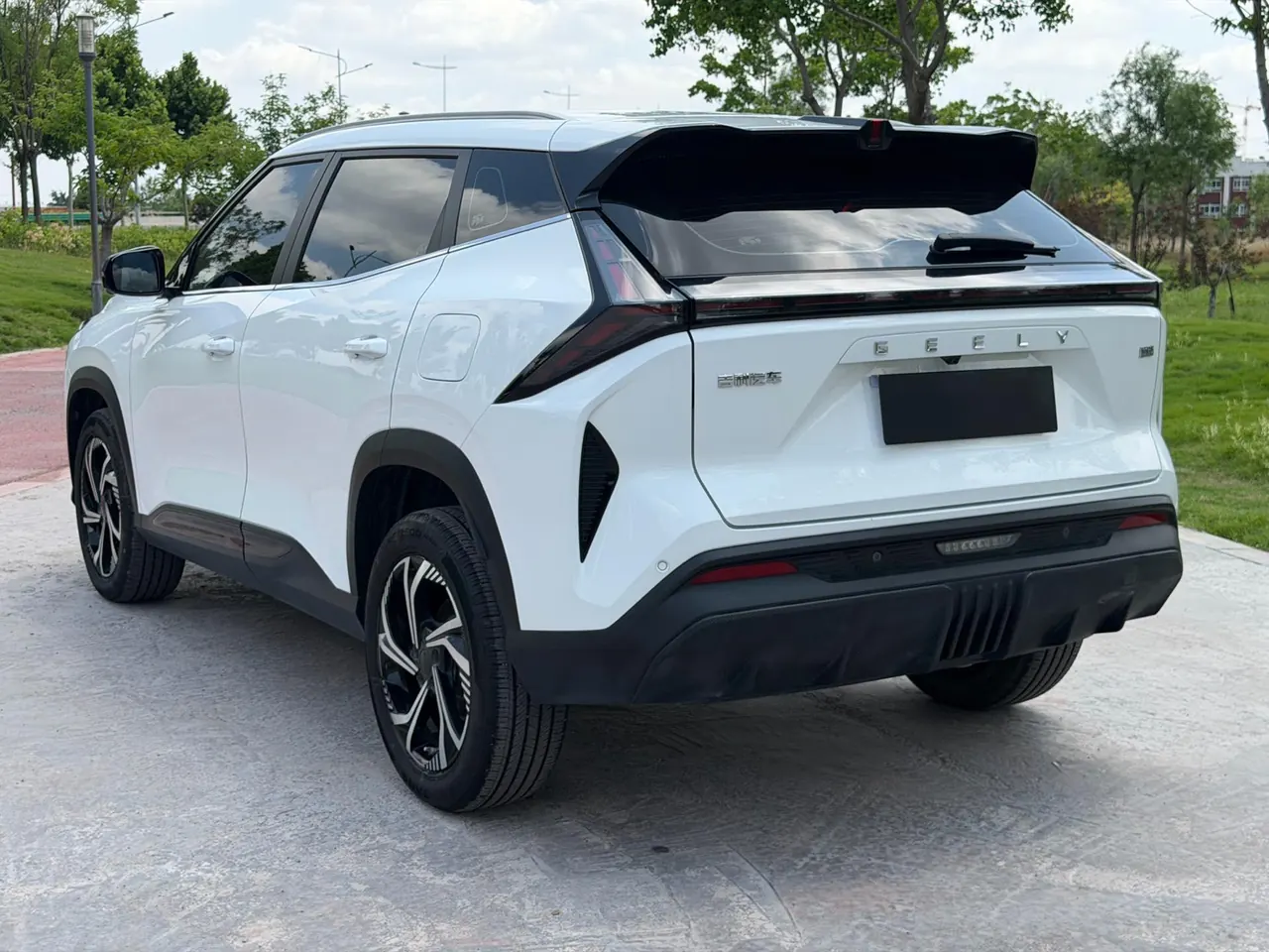 Geely 2024 Boyue 1.5TD Longteng Edition Automatic Gear 4