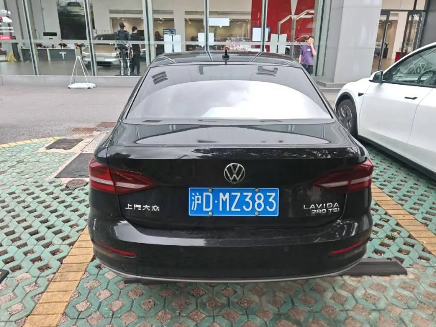 Volkswagen 2021 Lavida 1.4TSI 280TSI Comfort Edition Automatic Gear 4