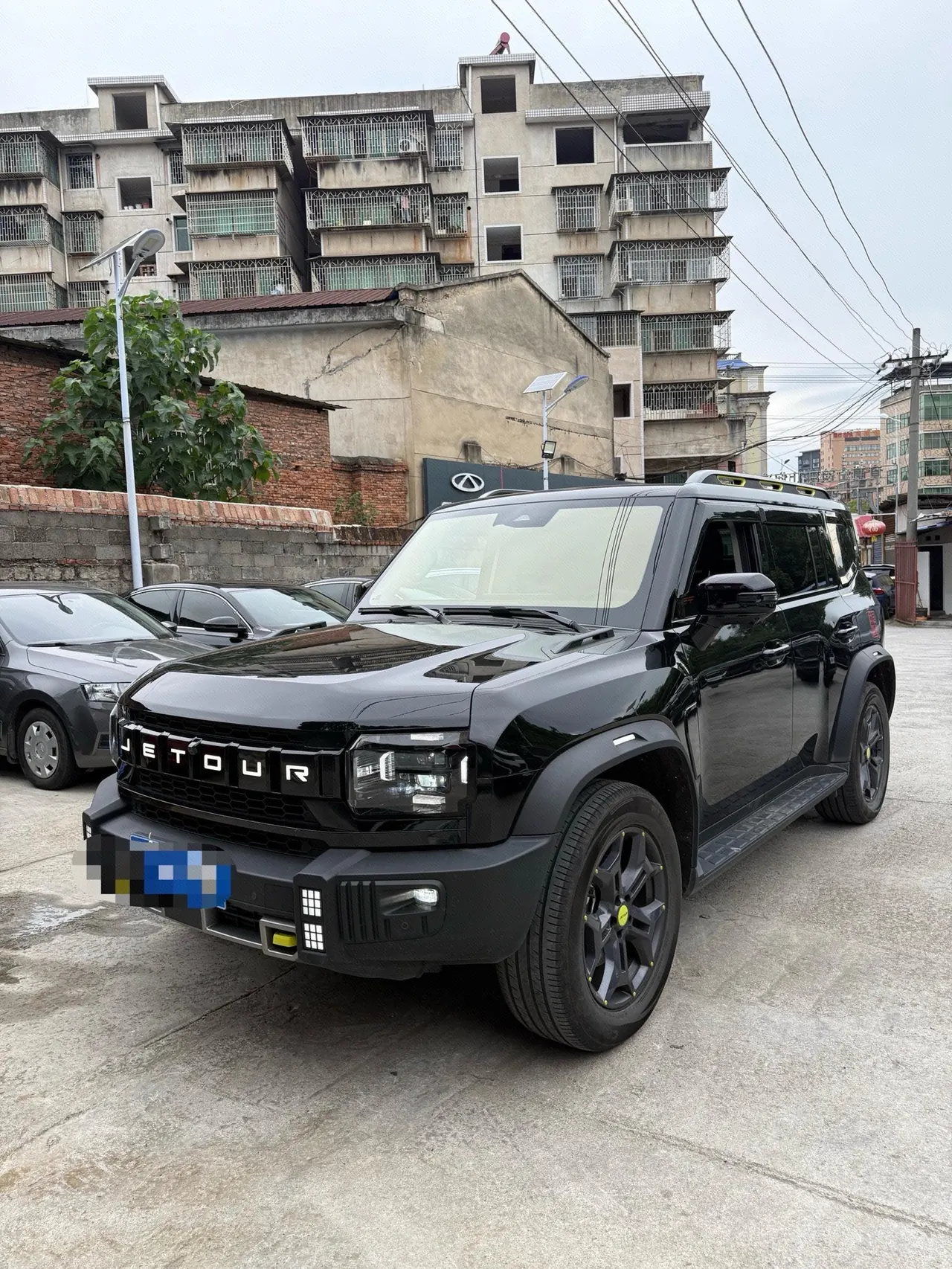 打开图片灯箱:Jetour 2023 Traveler 2.0T Four-Wheel-Drive Cross-Country PRO Automatic