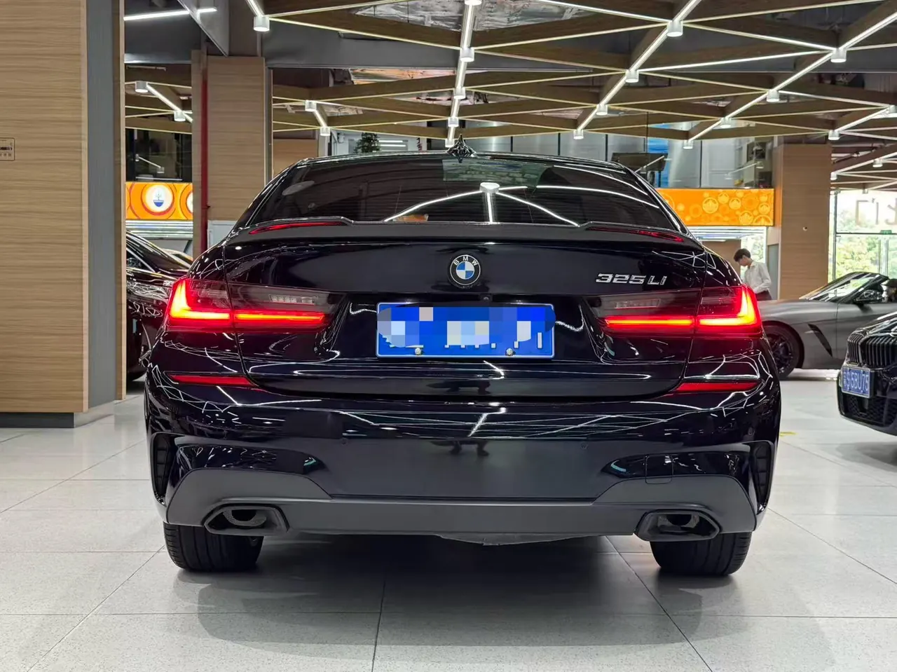 BMW 3 Series 2021 325Li 2.0T M Sports Obsidian Night Kit (Changed) Automatic Gear 5