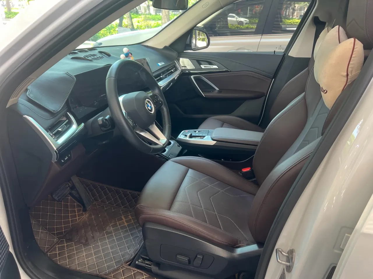 BMW 2023 X1 sDrive25Li 2.0T X design set automatic gear 2