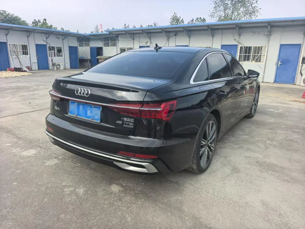 Audi 2023 A6L 2.0TFSI 45TFSI Quattro Selected Dynamic (Modified) Automatic Gear 5