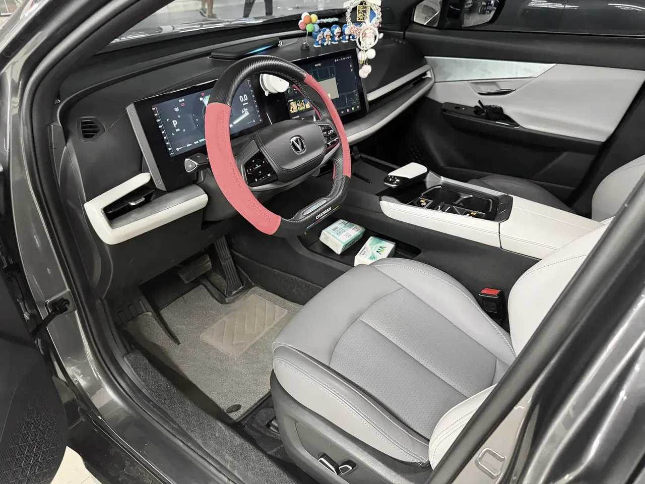 ChangAn 2023 UNI-T 1.5T honorable automatic gear 5