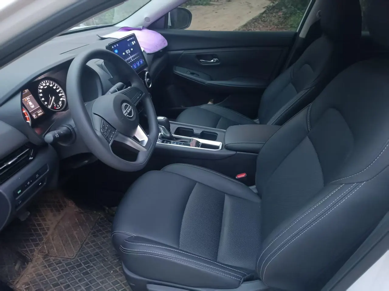 Nissan 2026 Sylphy 1.6 stepless worry-free version of automatic gear 4
