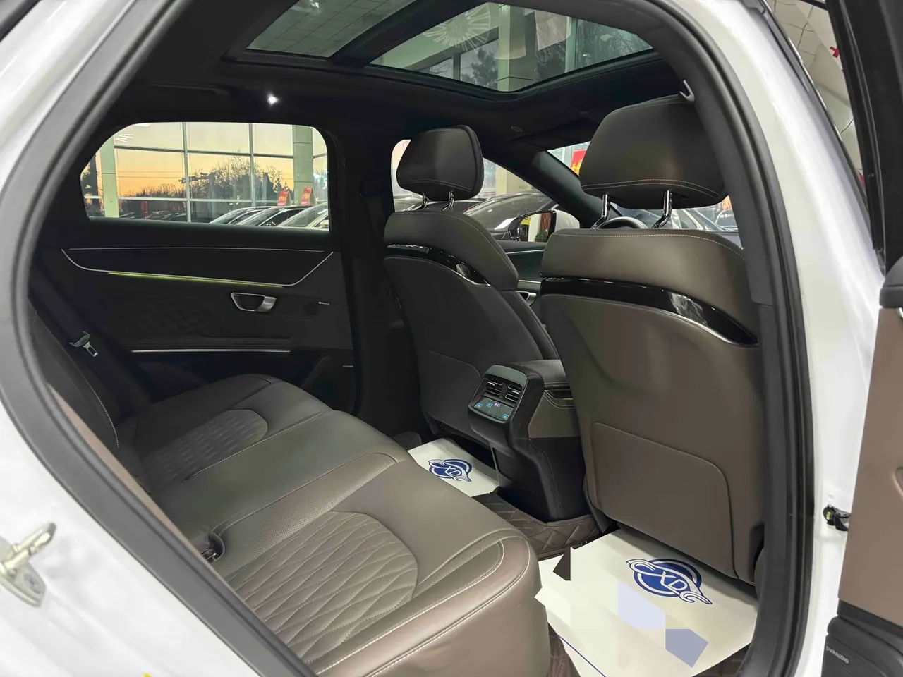 BYD 2023 Han DM-i 1.5T stepless champion version 121KM exclusive automatic gear 7