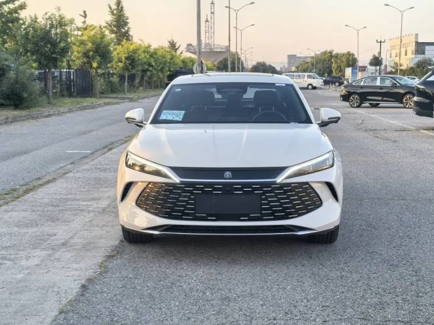 BYD 2026 Qin L DM-i 1.5 stepless 210KM Exceed automatic gear 2