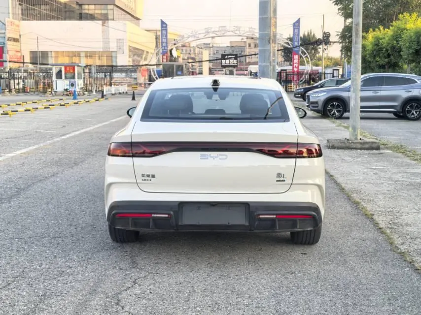 BYD 2026 Qin L DM-i 1.5 stepless 210KM Exceed automatic gear 5