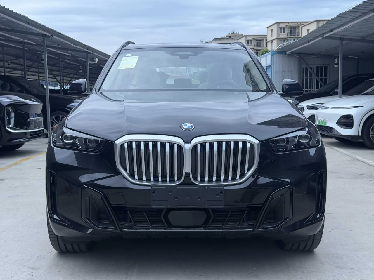 BMW 2026 X5 xDrive30Li 48V 2.0T exclusive m sports obsidian night suit automatic gear 2