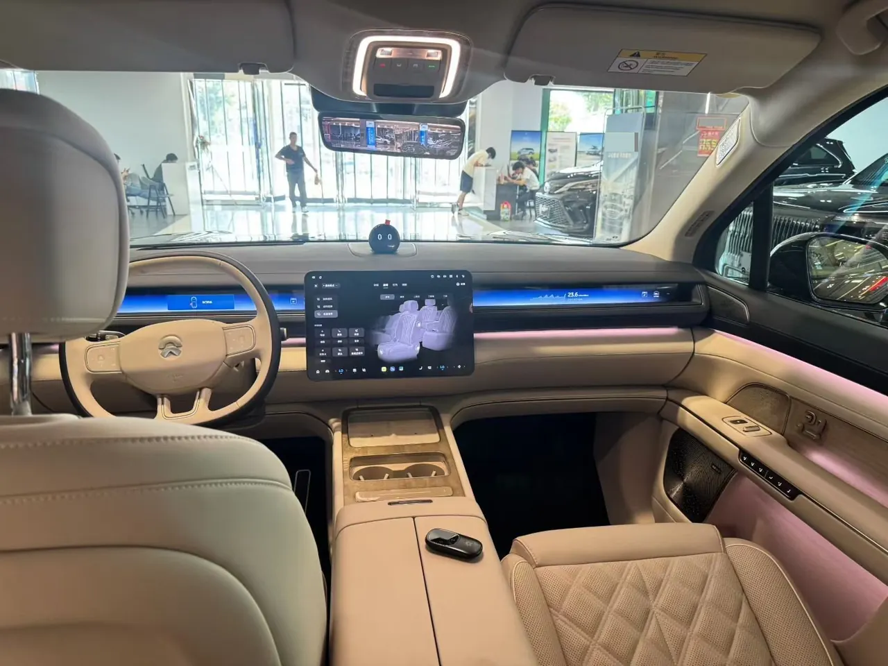 NIO 2026 ES8 5-seat Executive Deluxe Automatic Gear 5