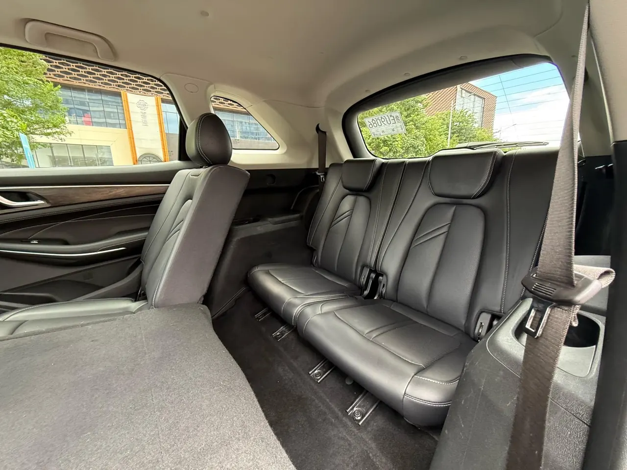 LanDian 2023 LanDian E5 1.5 stepless DE-i 100KM free 7-seat automatic gear 10