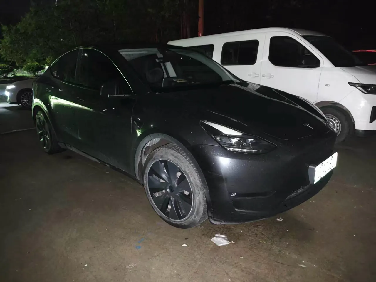 Tesla 2023 Model Y rear-wheel drive version automatic transmission 2