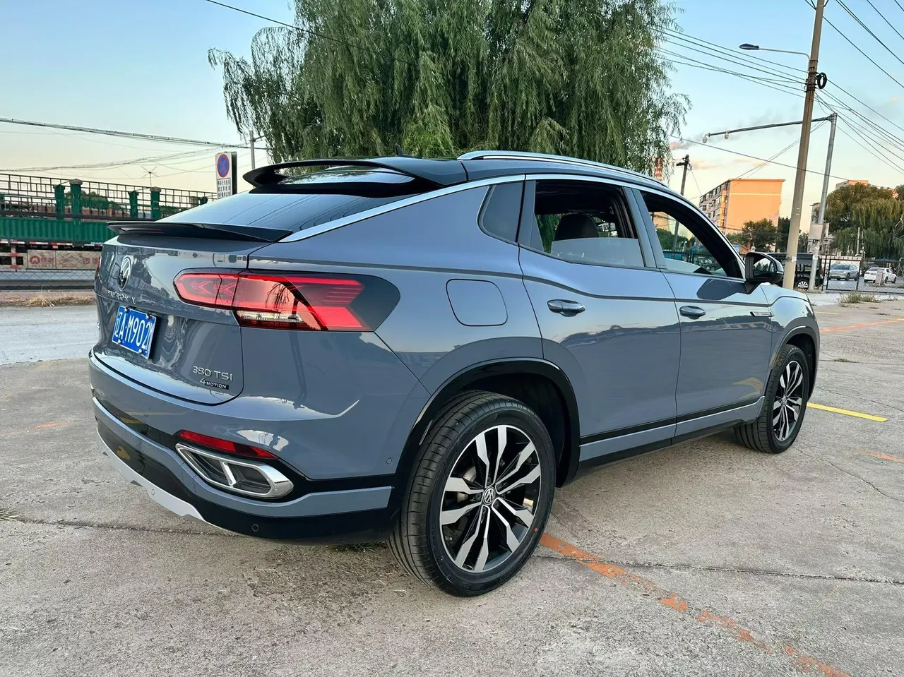 Volkswagen 2020 Tanyue X 2.0TSI 380TSI Four-wheel Drive Respect Zhilian Edition Automatic Gear 5