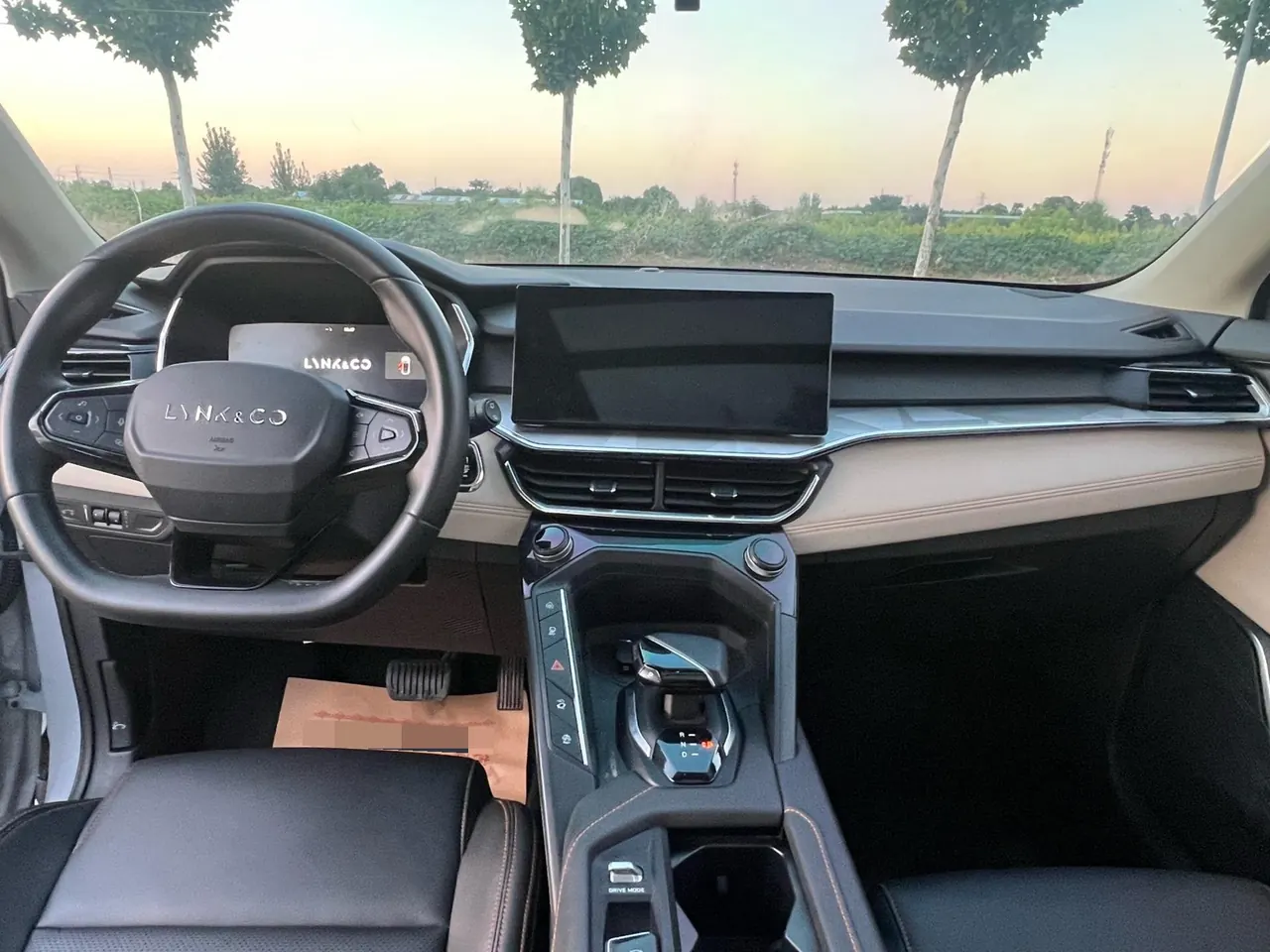 LYNK&amp;CO 06 New Energy 2023 LYNK&amp;CO 06 PHEV 1.5T Remix Hero Automatic Gear 6