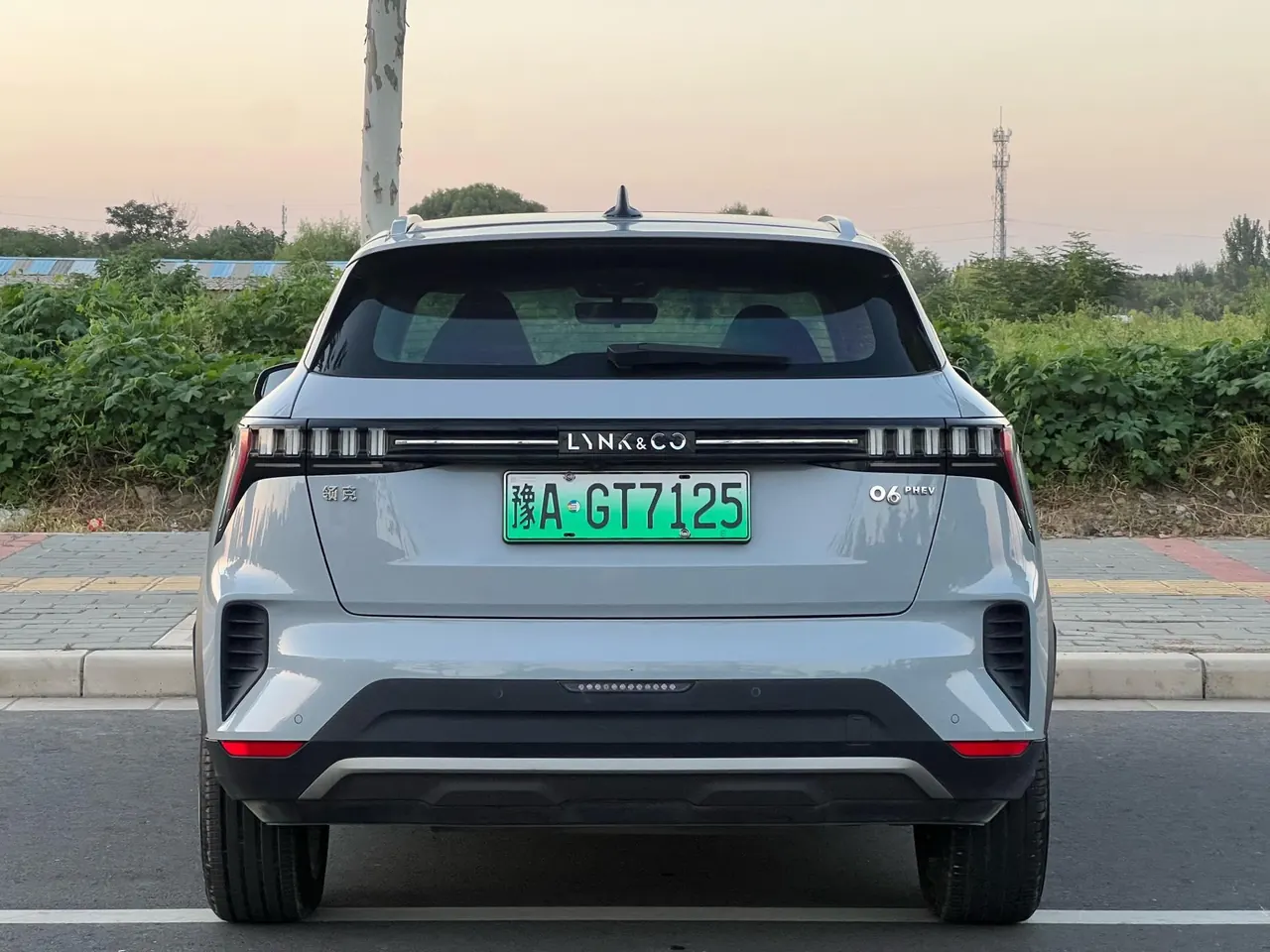 LYNK&amp;CO 06 New Energy 2023 LYNK&amp;CO 06 PHEV 1.5T Remix Hero Automatic Gear 8