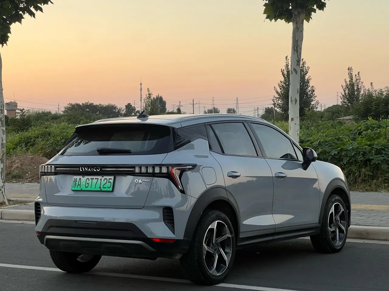 LYNK&amp;CO 06 New Energy 2023 LYNK&amp;CO 06 PHEV 1.5T Remix Hero Automatic Gear 9