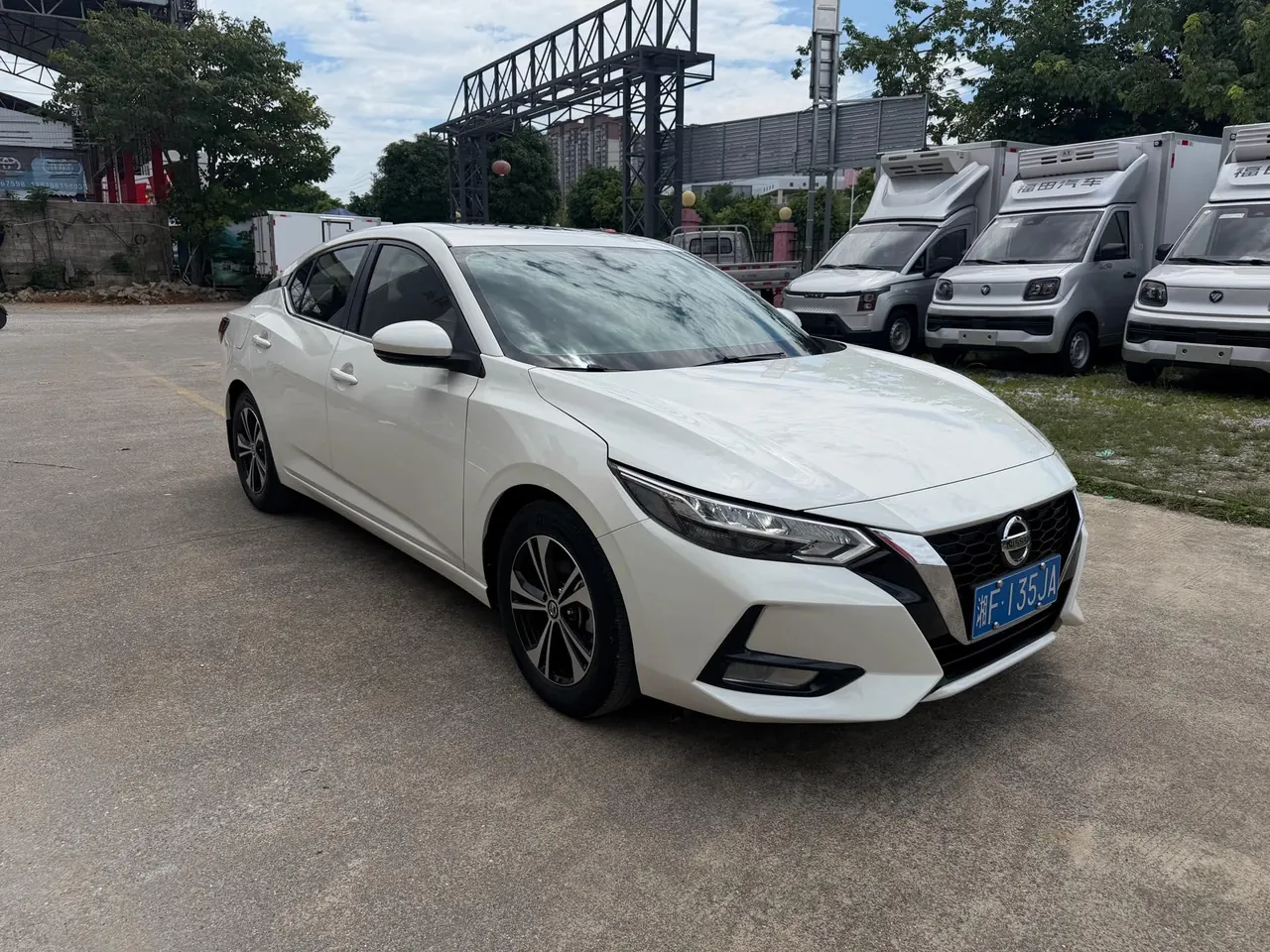 Nissan 2021 Sylphy 1.6 Stepless XL Pleasant Edition Automatic Gear 3