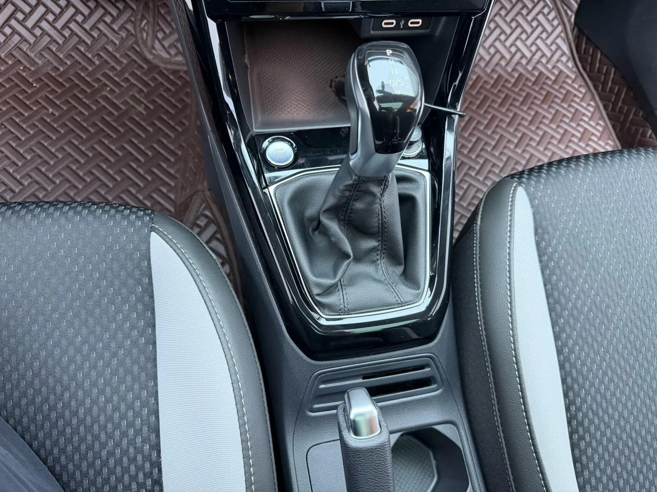 Volkswagen 2021 Shadow Exploration 1.5 Yue Zhi Lian Edition Automatic Gear 8