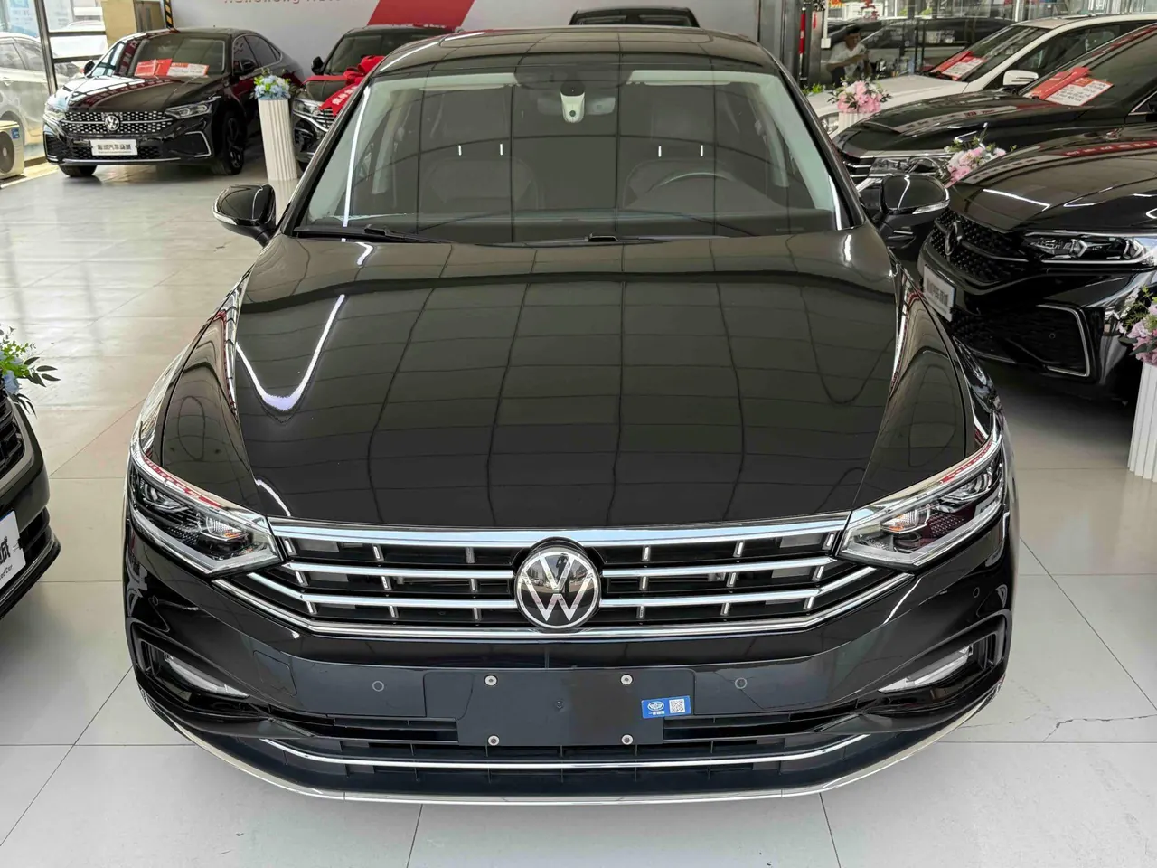 Volkswagen 2020 Magotan 2.0TSI 330TSI luxury automatic transmission 2